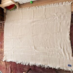 Vintage Pendleton Woolen Mills woven throw blanket in cream and tan